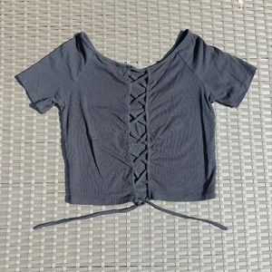 SUBDUED-black crop shirt
